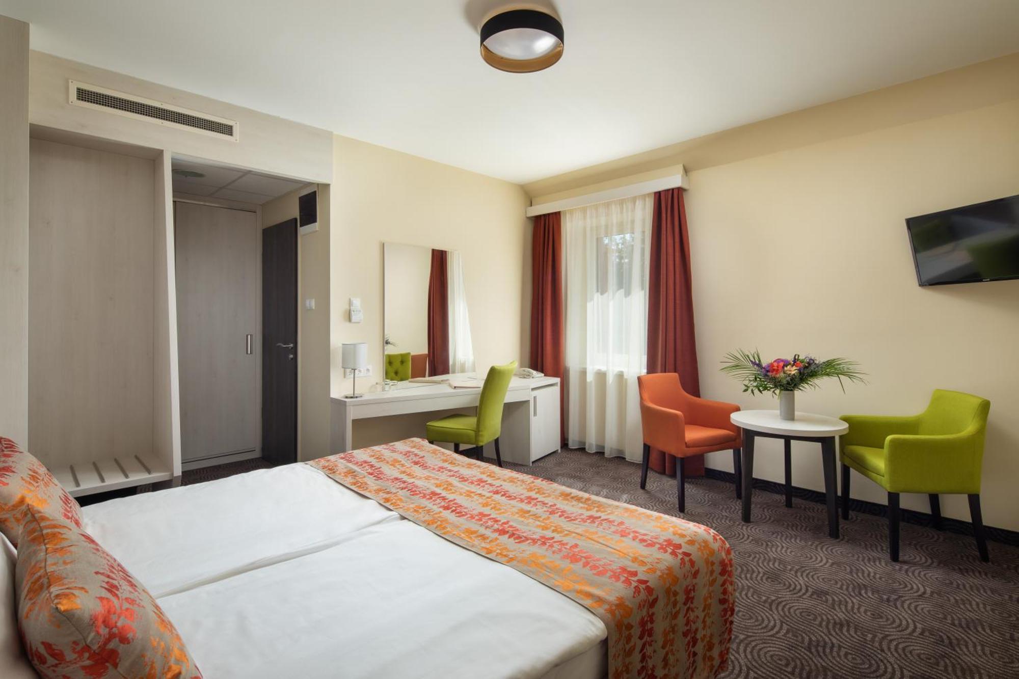 Kehidakustány Kehida Termal Resort & Spa חדר תמונה