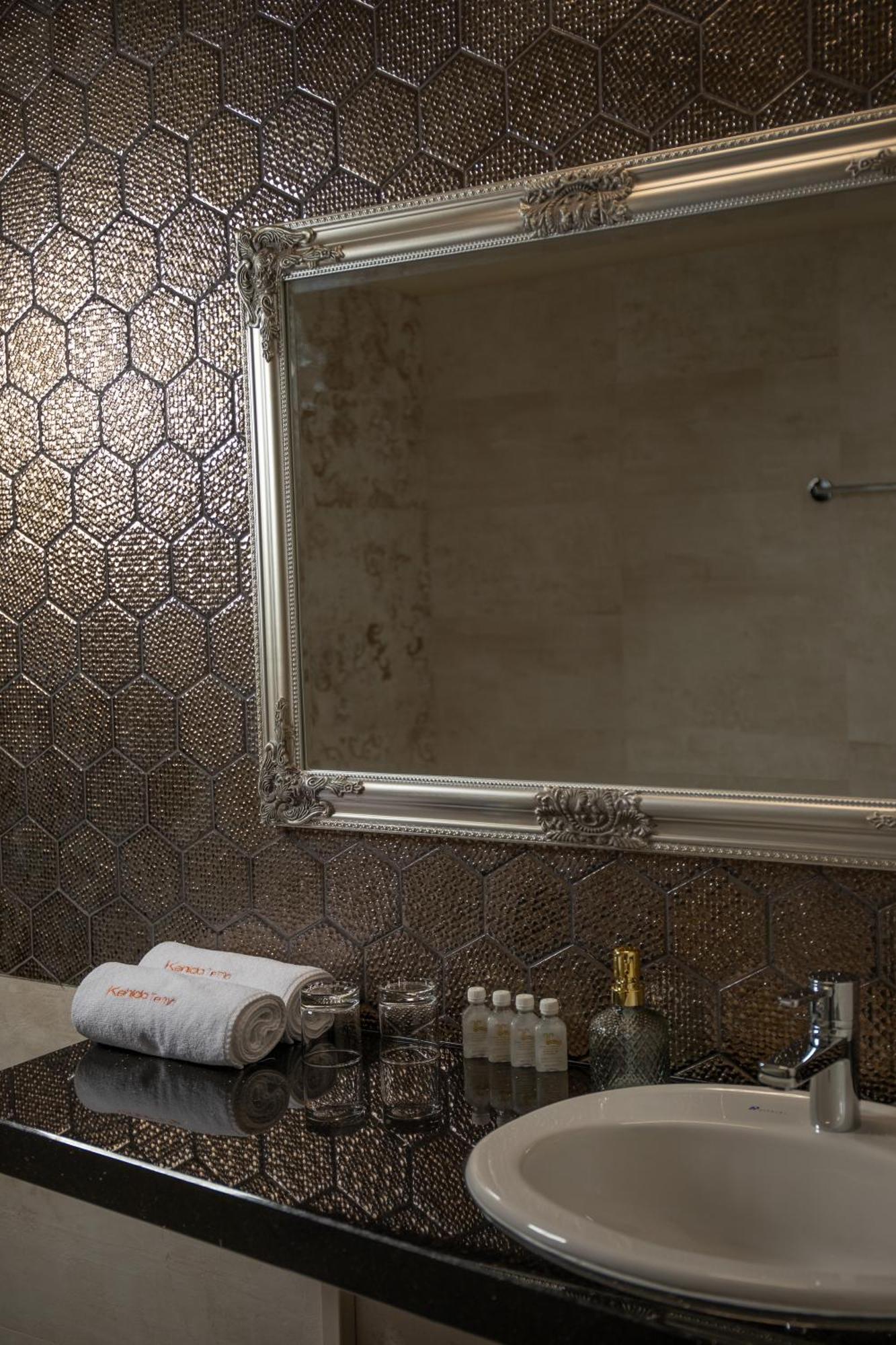 Kehidakustány Kehida Termal Resort & Spa חדר תמונה